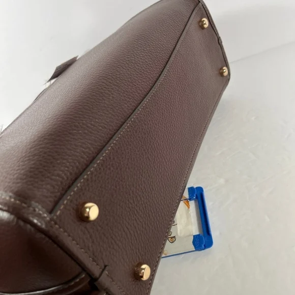 NWT Coach Erin Shoulder Bag In pebble Leather In Gold/Maple - Picture 4 of 7